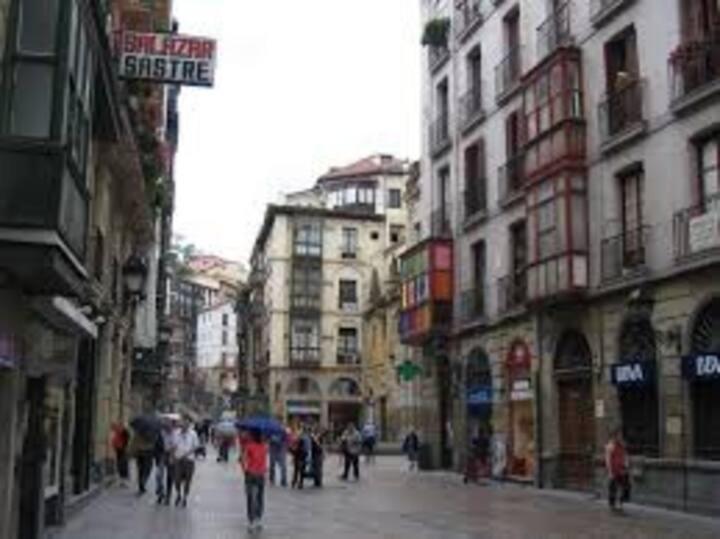 毕尔巴鄂Apartamento Con Garaje Opcional Con 2 Banos Cerca Ayuntamiento公寓 外观 照片